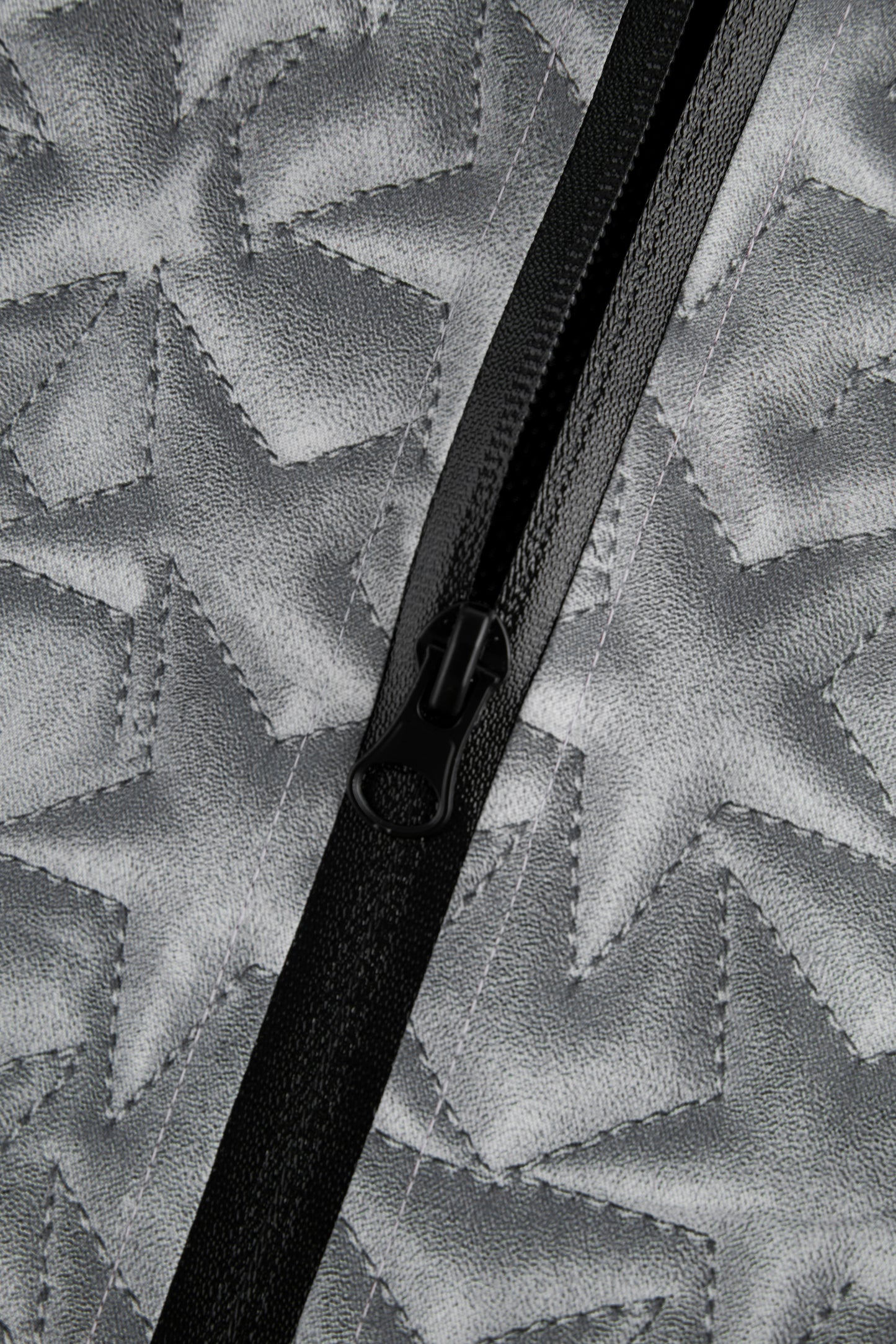 EMBOSSED PRINT UTILITY HOODED JACKET