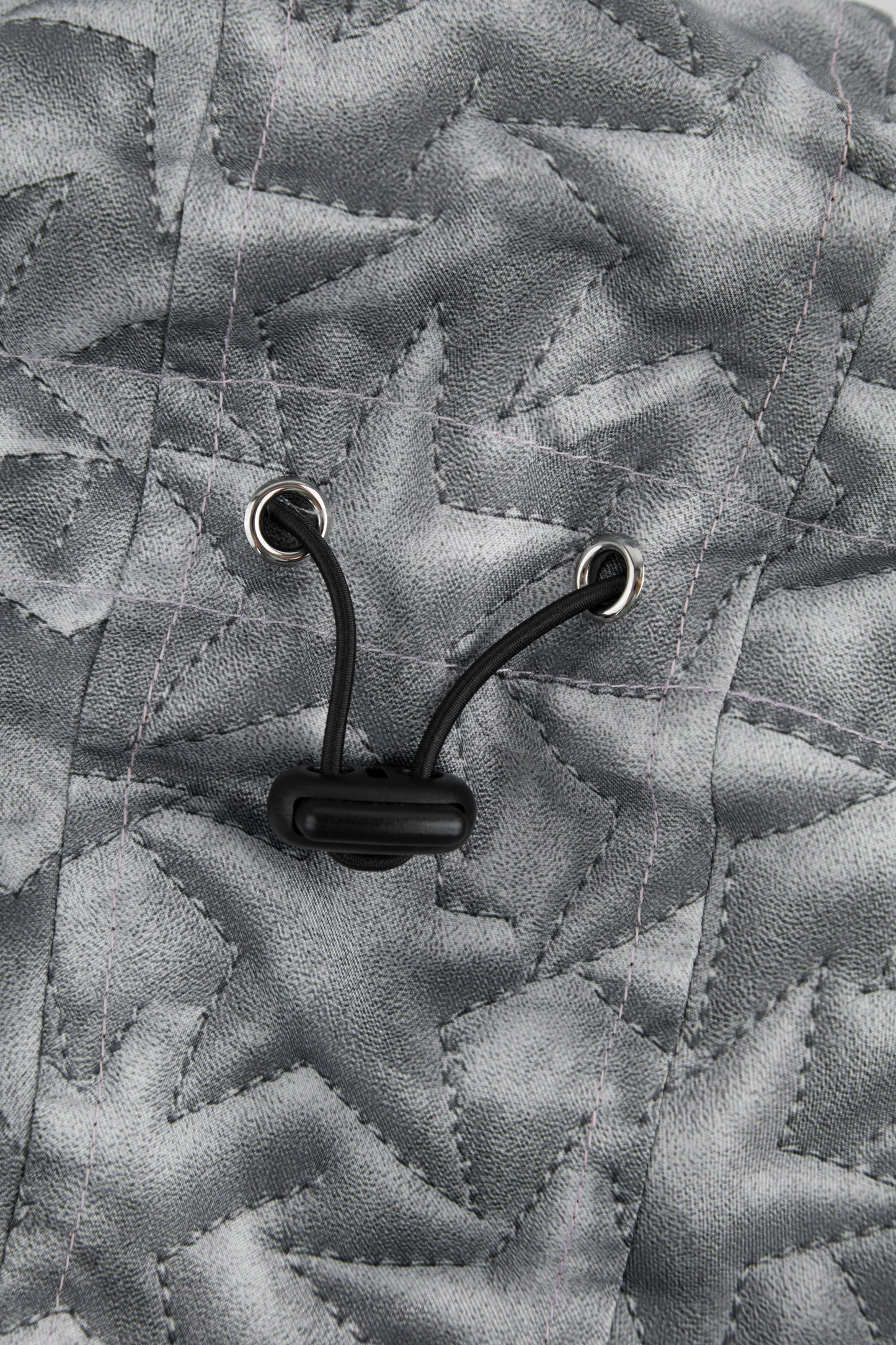 EMBOSSED PRINT UTILITY HOODED JACKET