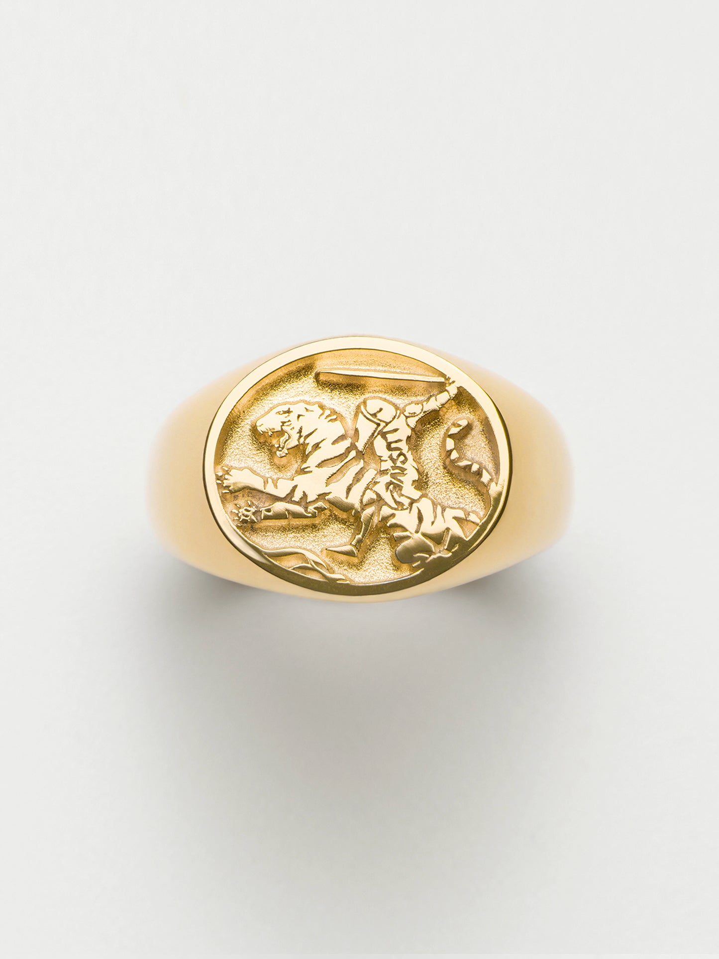 THE KNIGHT’S RING