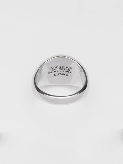 THE KNIGHT’S RING