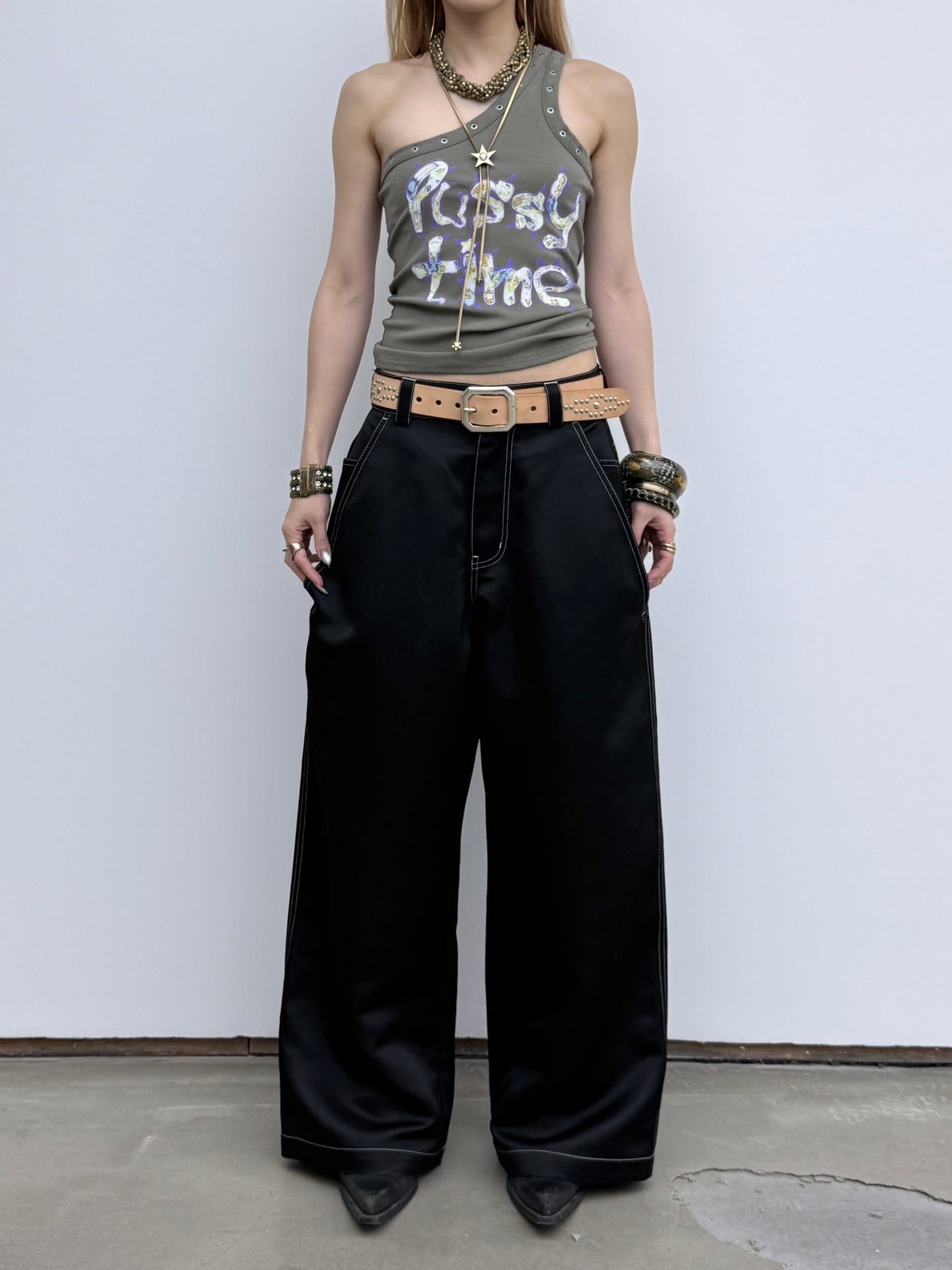 PUSSY TIME GROMMET OPEN-SHOULDER TANK