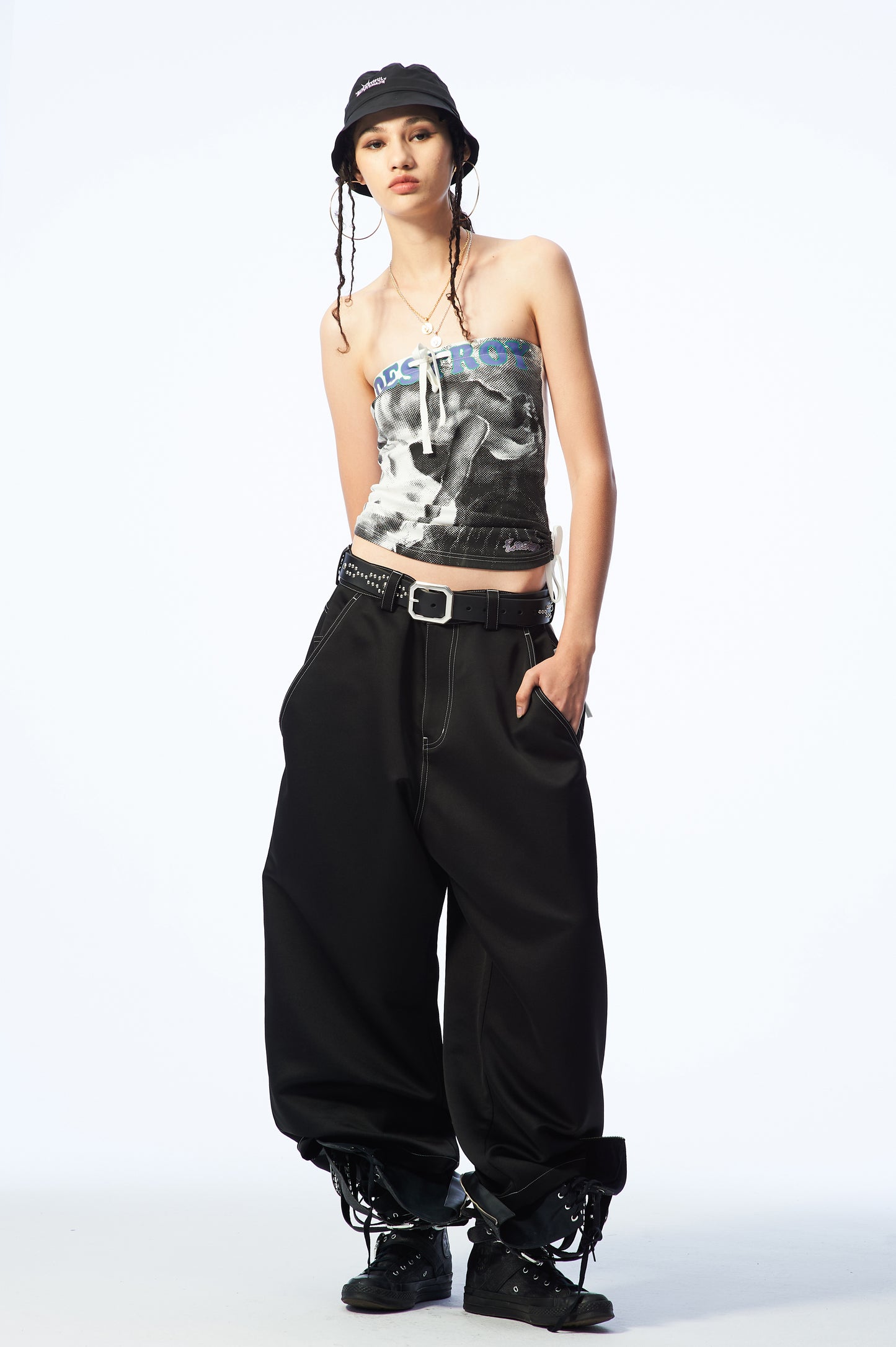 LUSIVE BAGGY CLASSIC PANTS